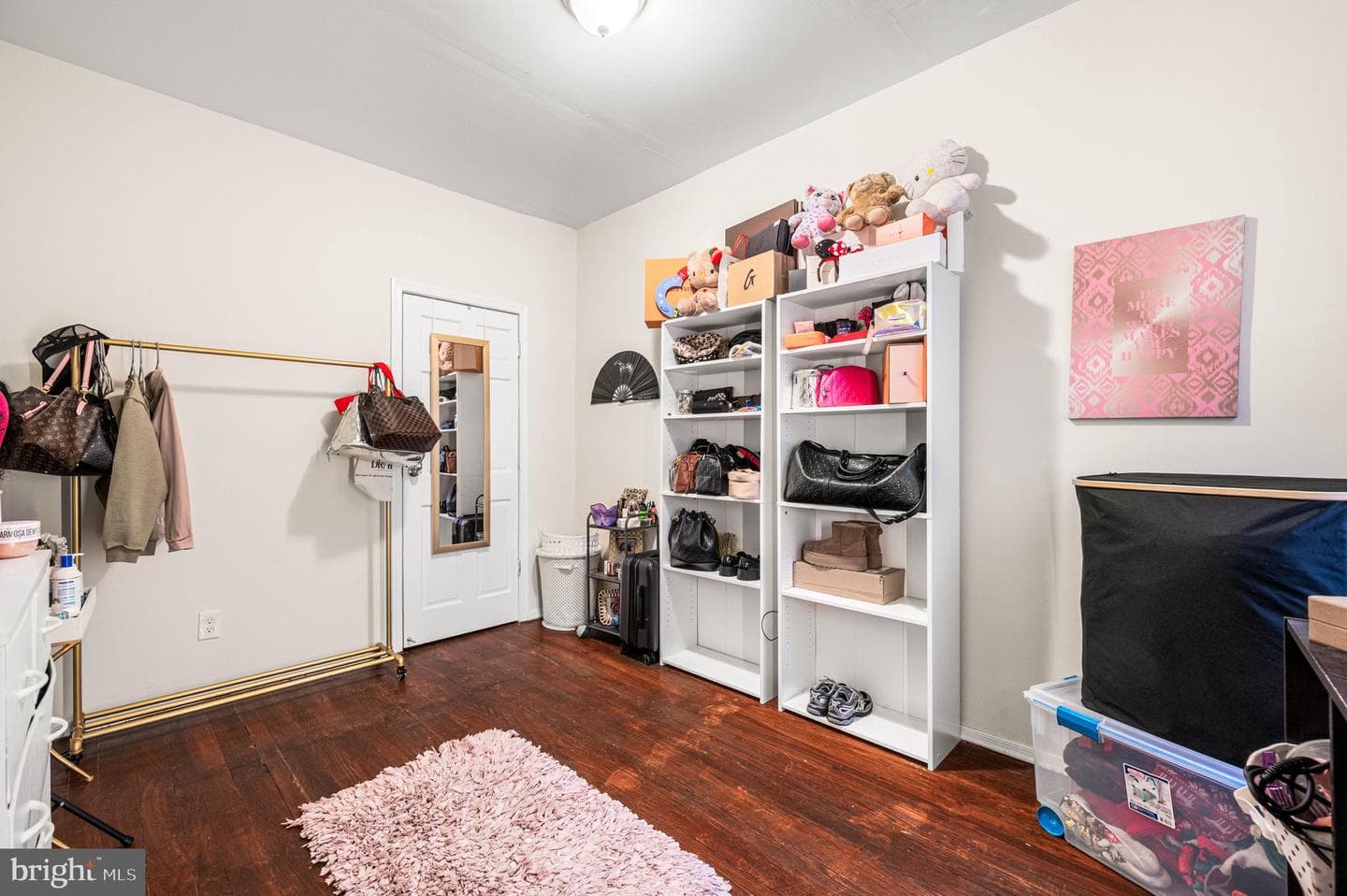 1627 W Thompson Street photo 14