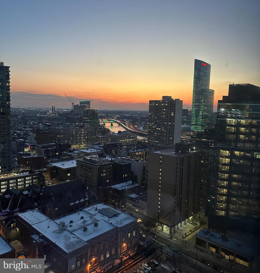 2101 Market Street #2405 photo 2