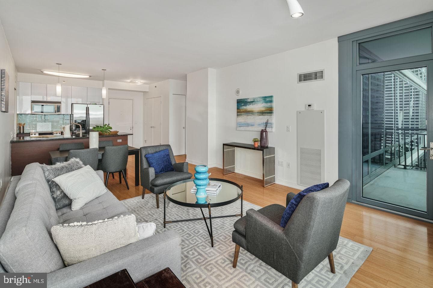2101 Market Street #2405 photo 7