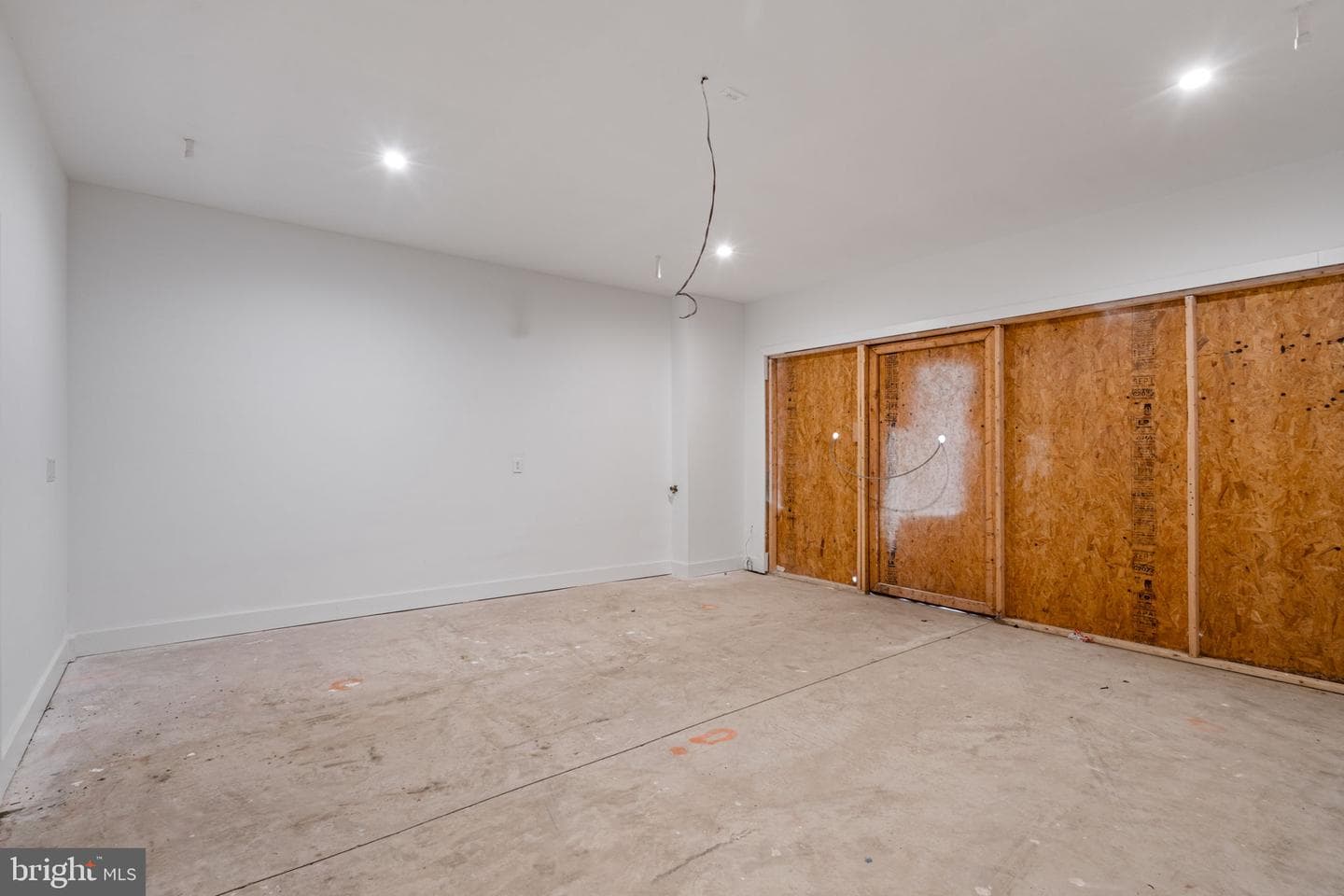 249 Philip Way photo 59