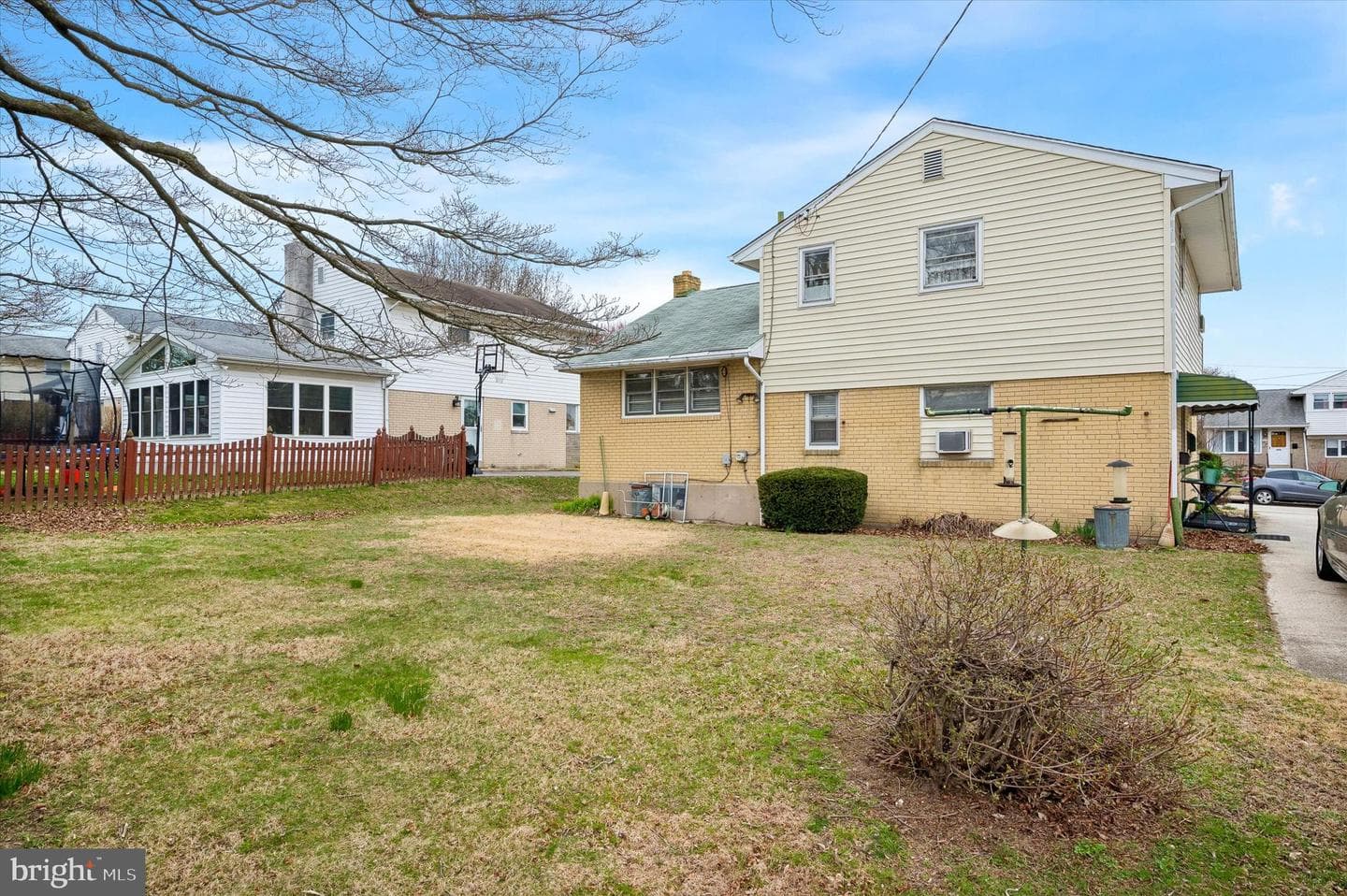 584 Paoli Avenue photo 15