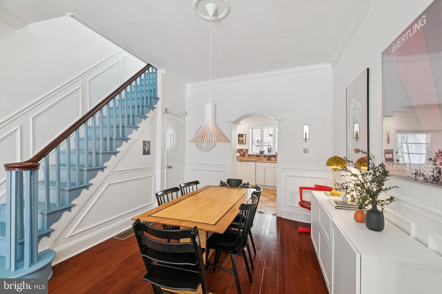733 Montrose Street photo 6
