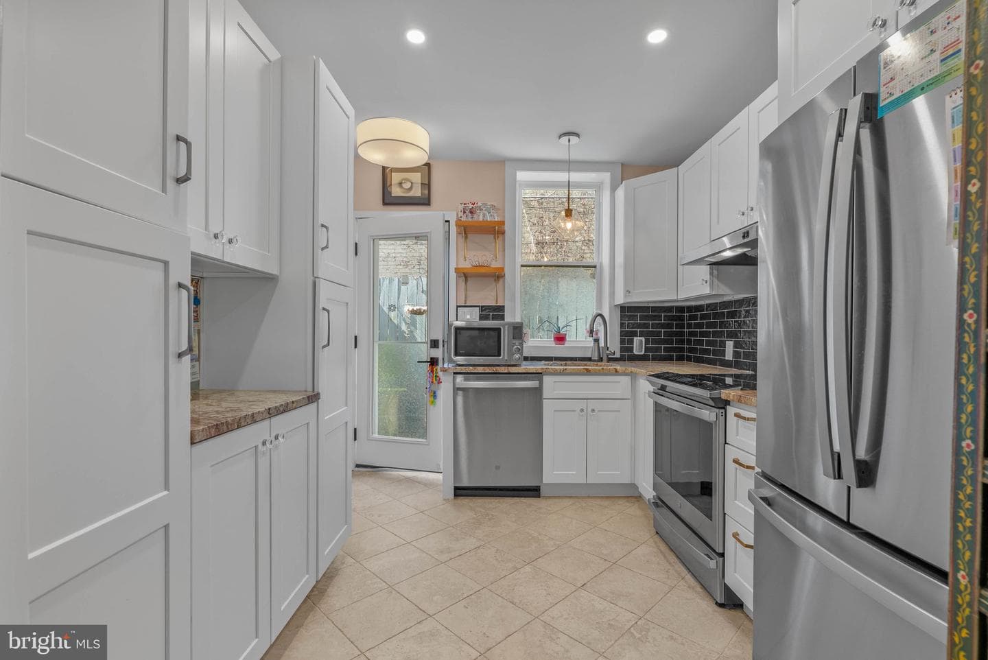 1046 S Dorrance Street photo 4