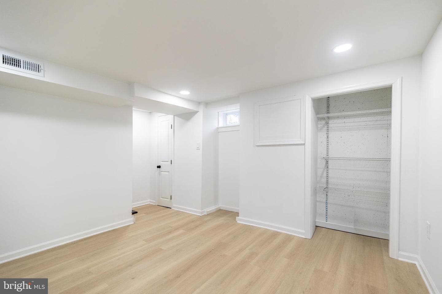 1371 Westbury Drive photo 23