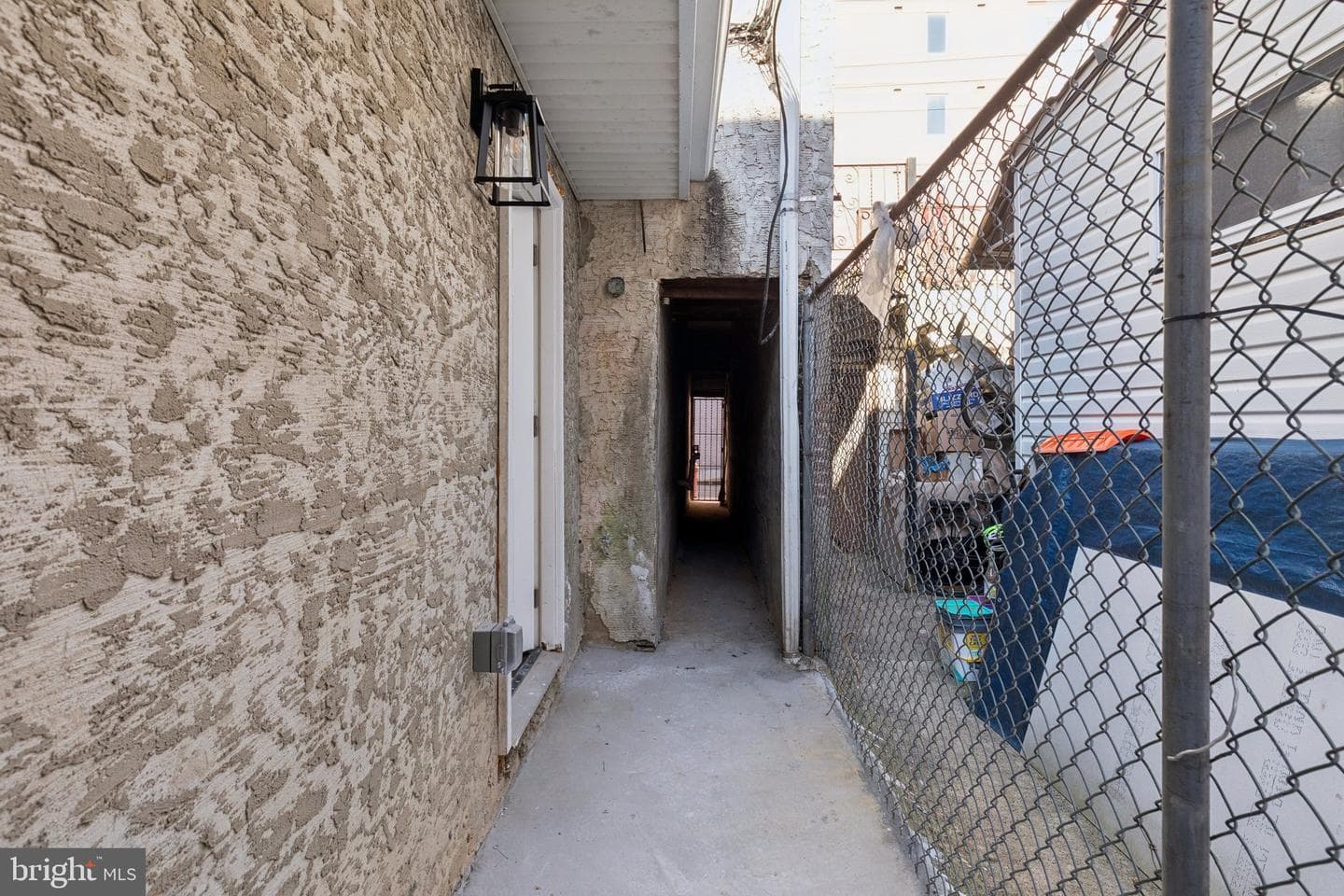 2121 N Hope Street photo 33