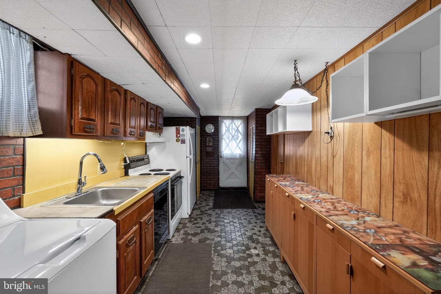 720 Hill Road photo 18