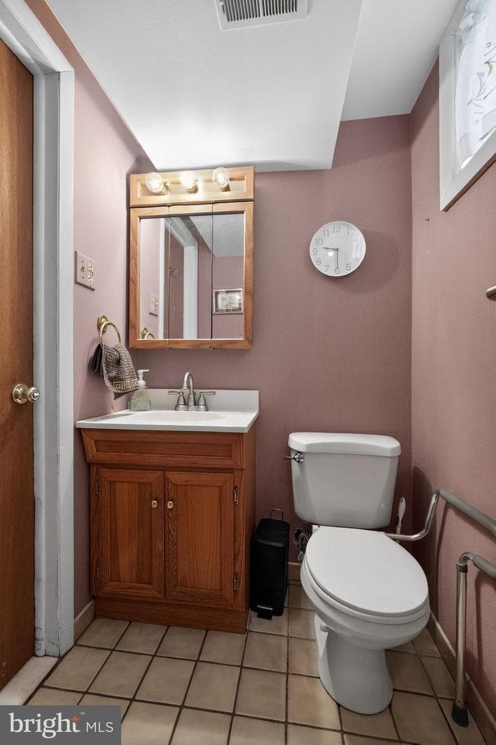 720 Hill Road photo 27