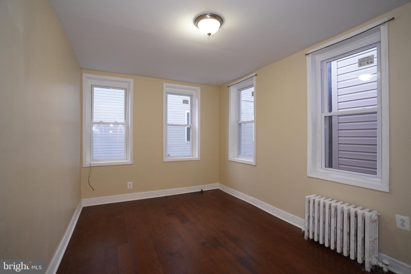 2512 N Front Street photo 16