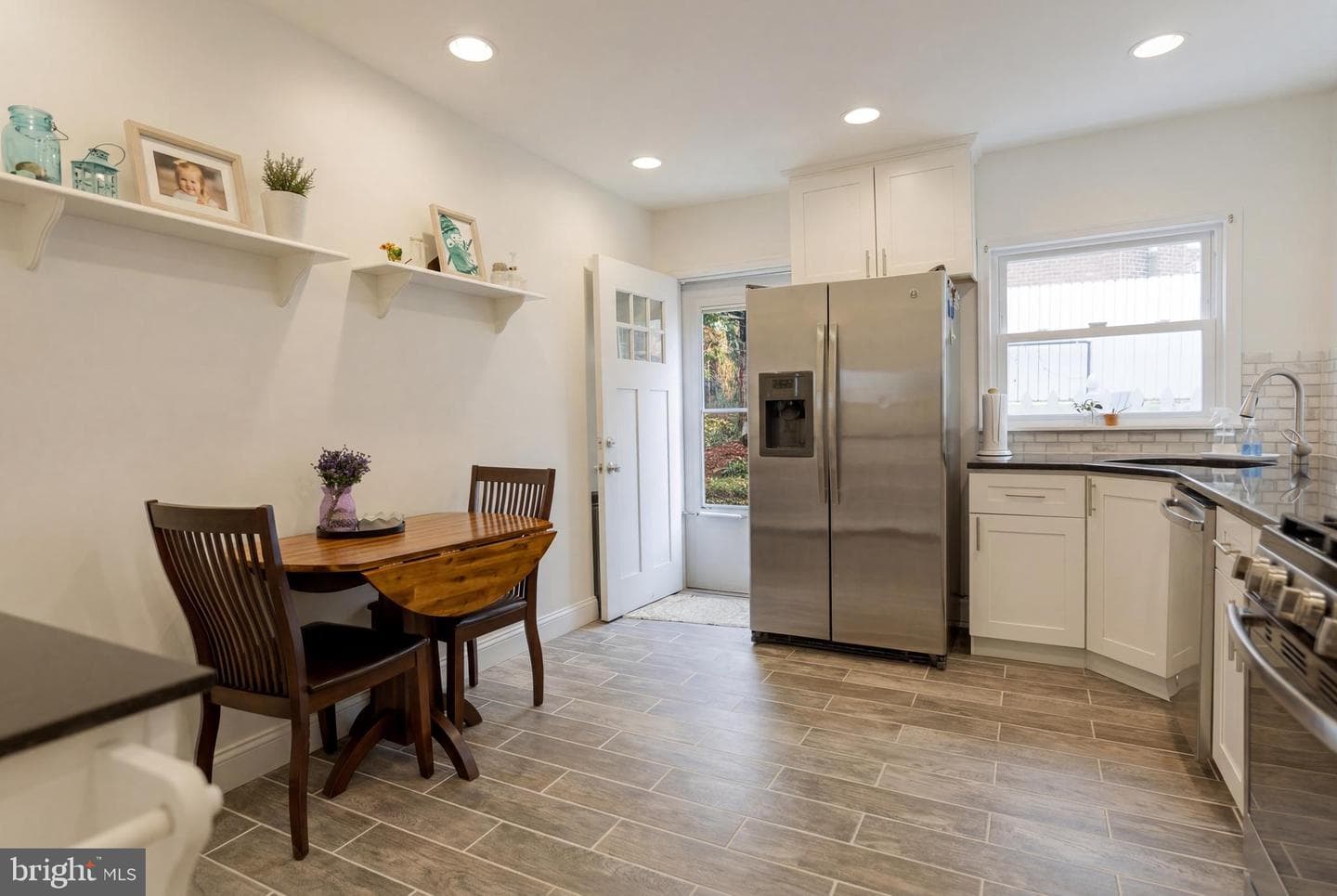 204 Dawson Street photo 11