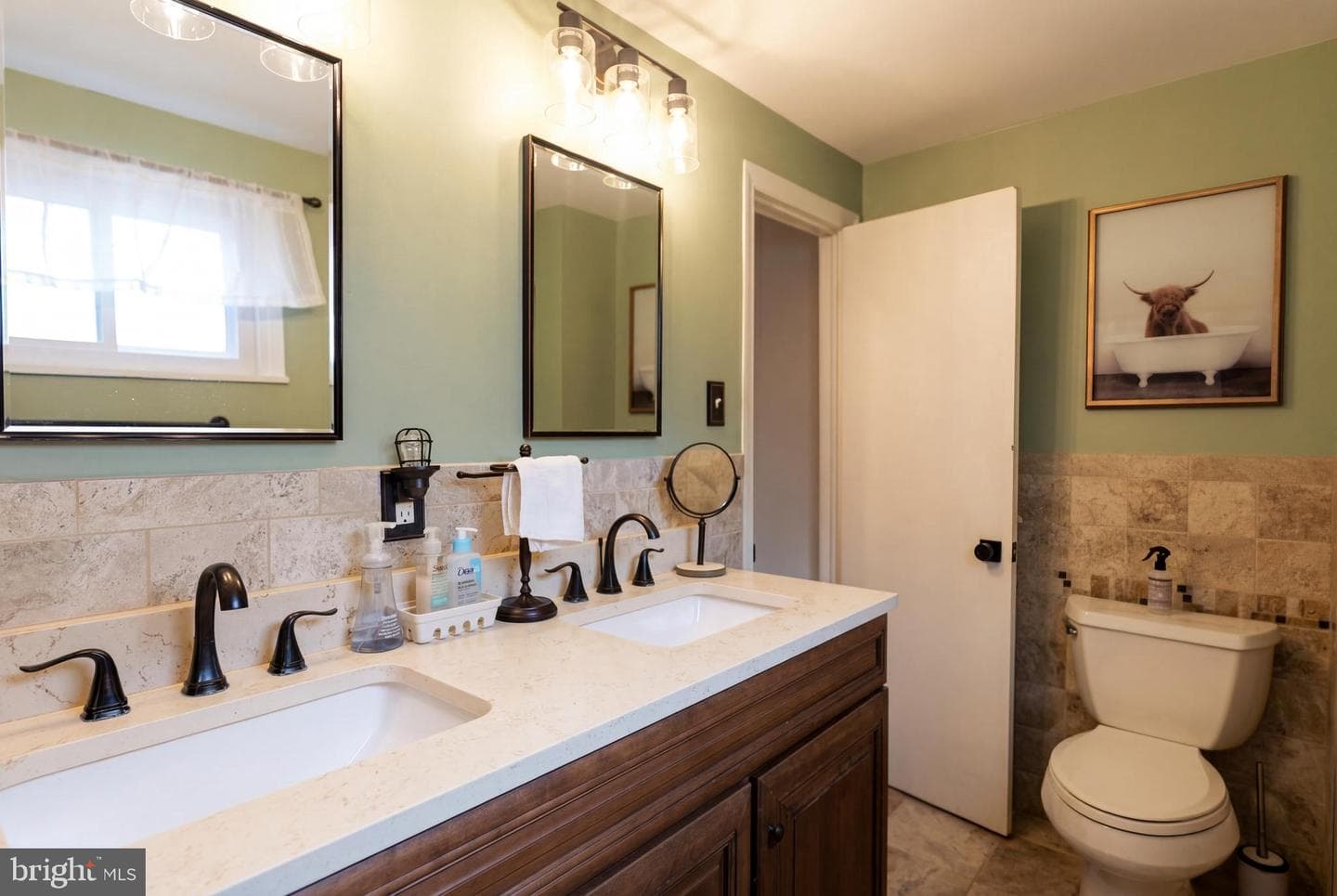 204 Dawson Street photo 22