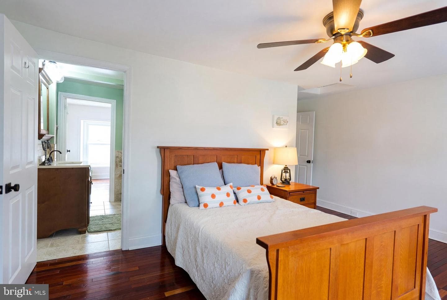 204 Dawson Street photo 27