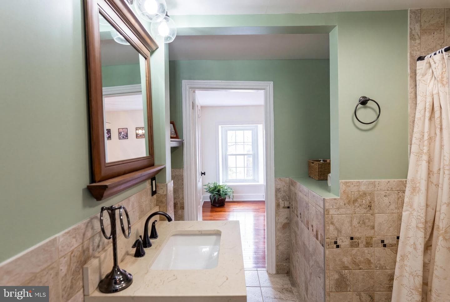 204 Dawson Street photo 28