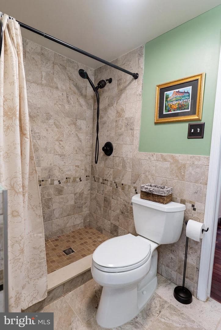 204 Dawson Street photo 29
