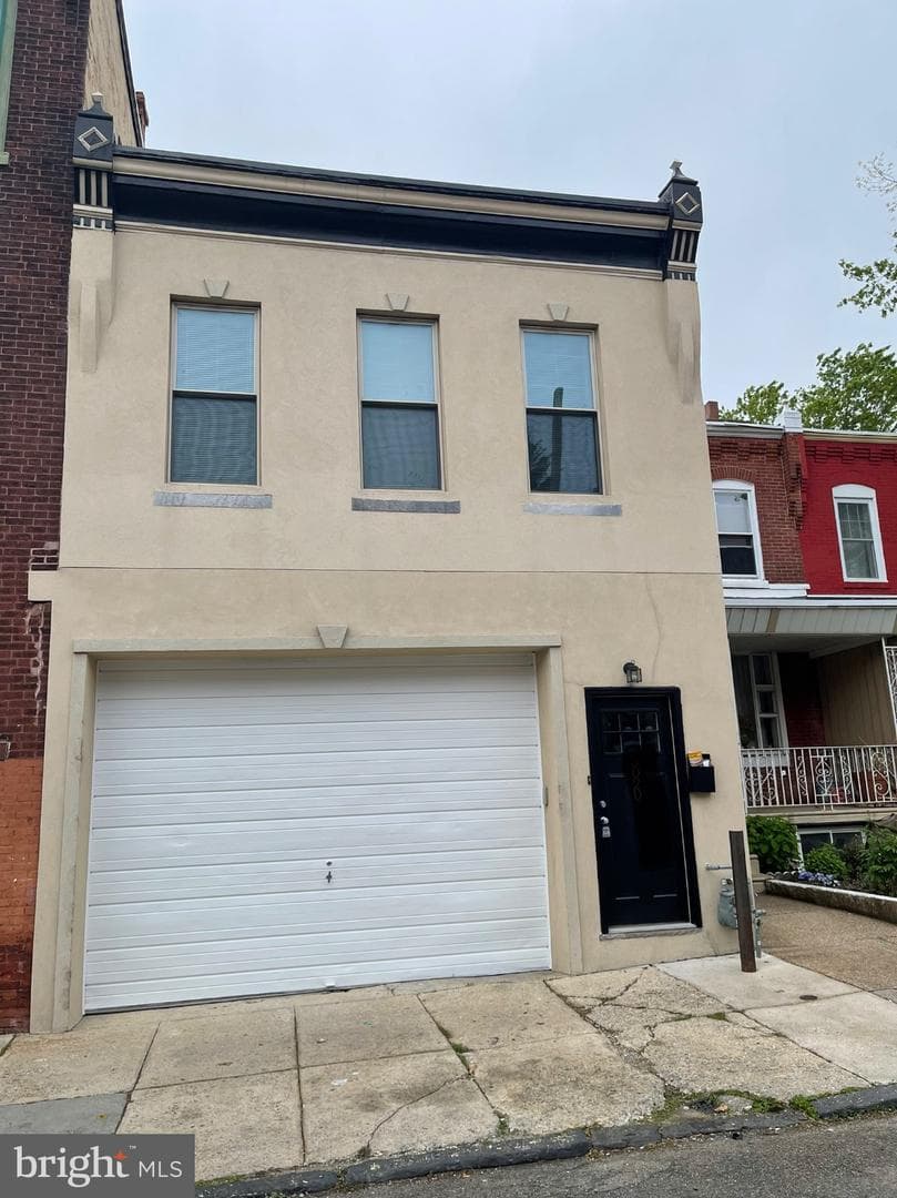 5020 Beaumont, Philadelphia