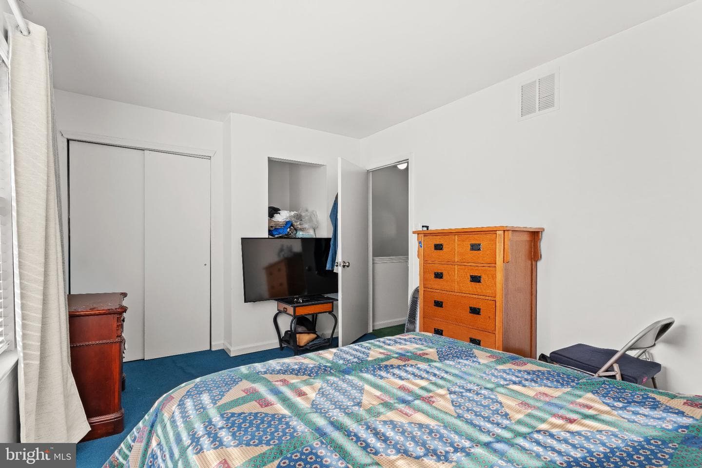 6671 Musgrave Street photo 10