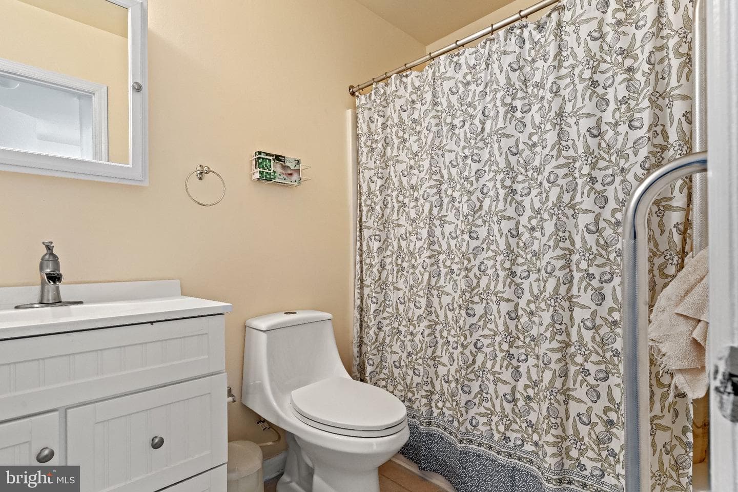 6671 Musgrave Street photo 12