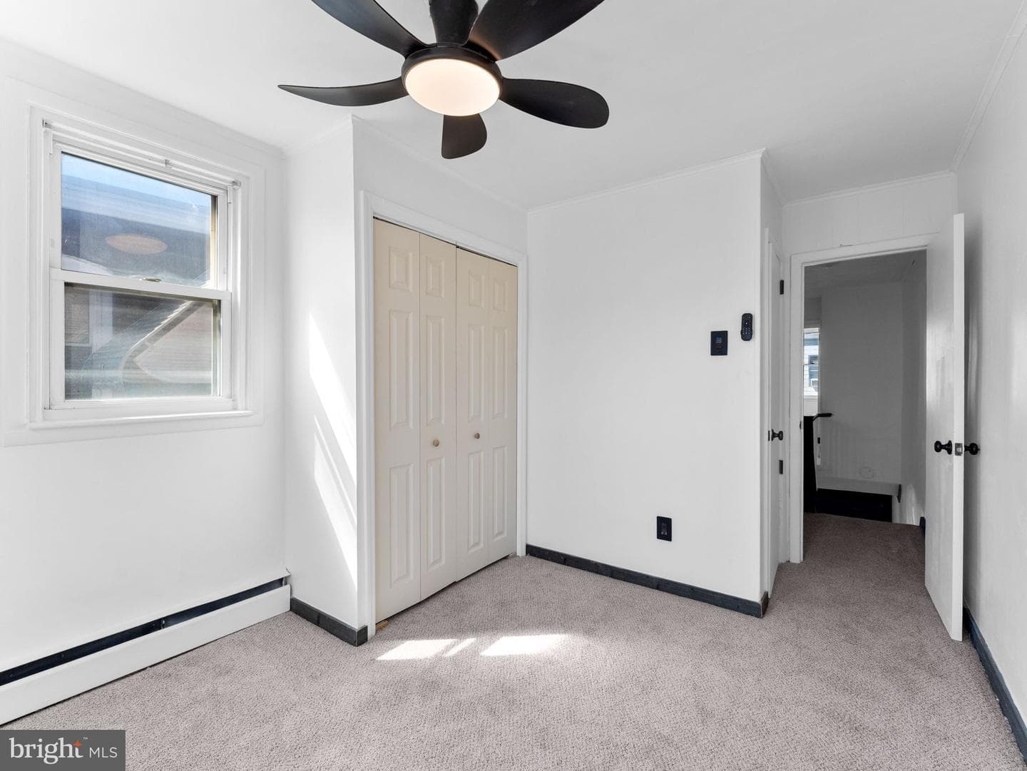 5807 N American Street photo 11