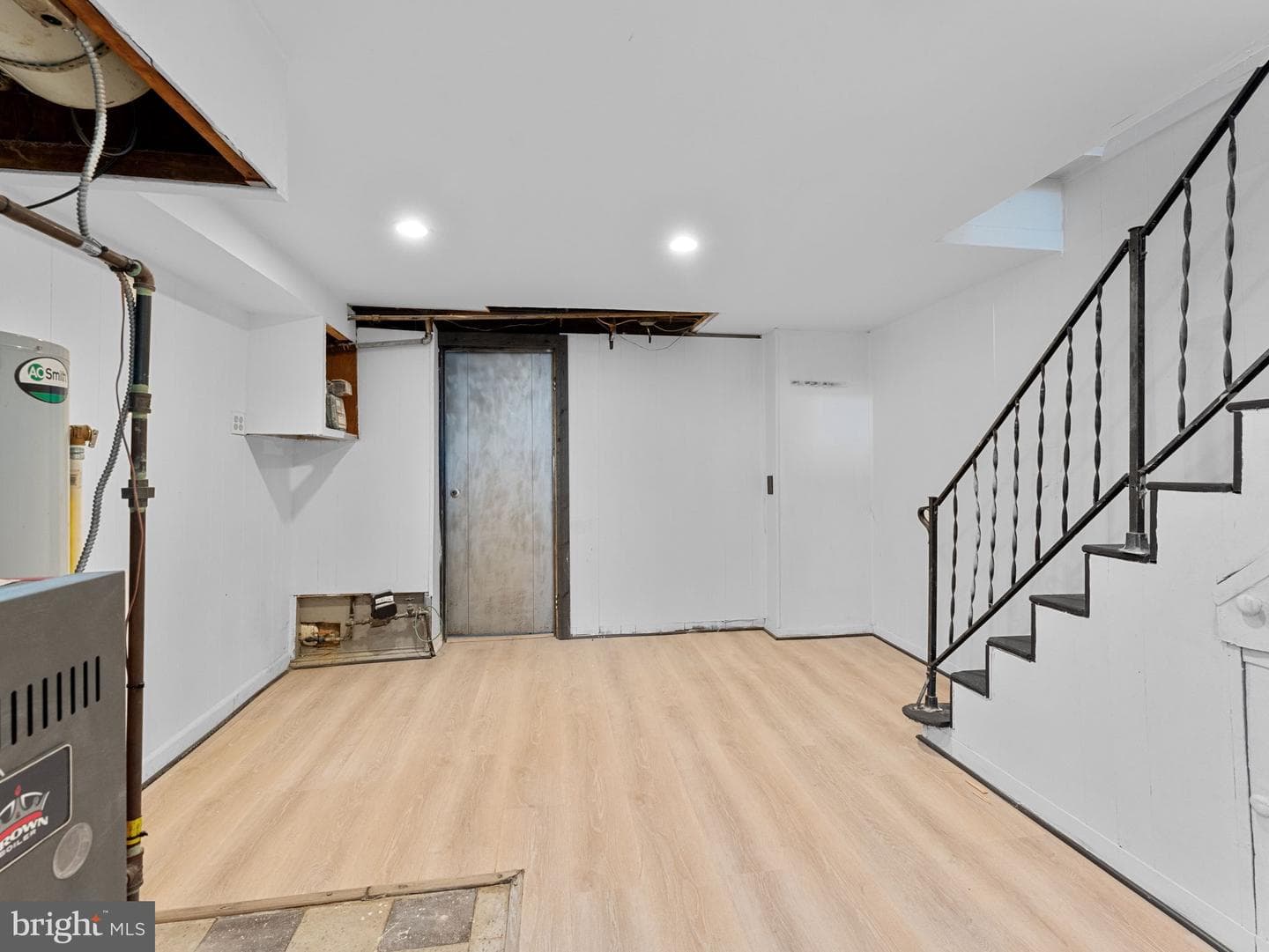5807 N American Street photo 16