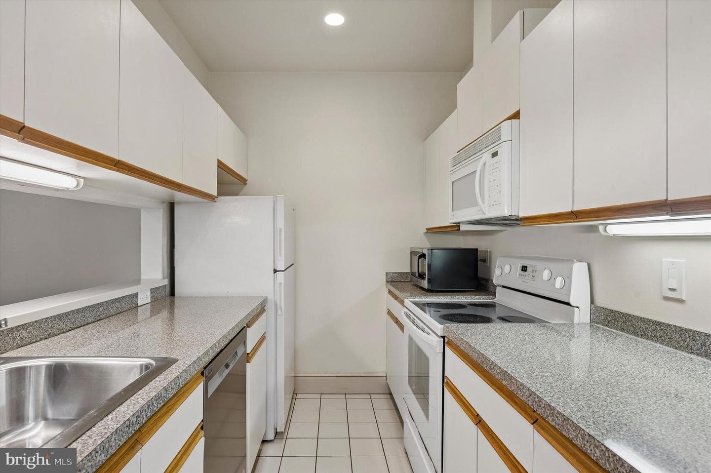 1723 Wallace Street #102 photo 7