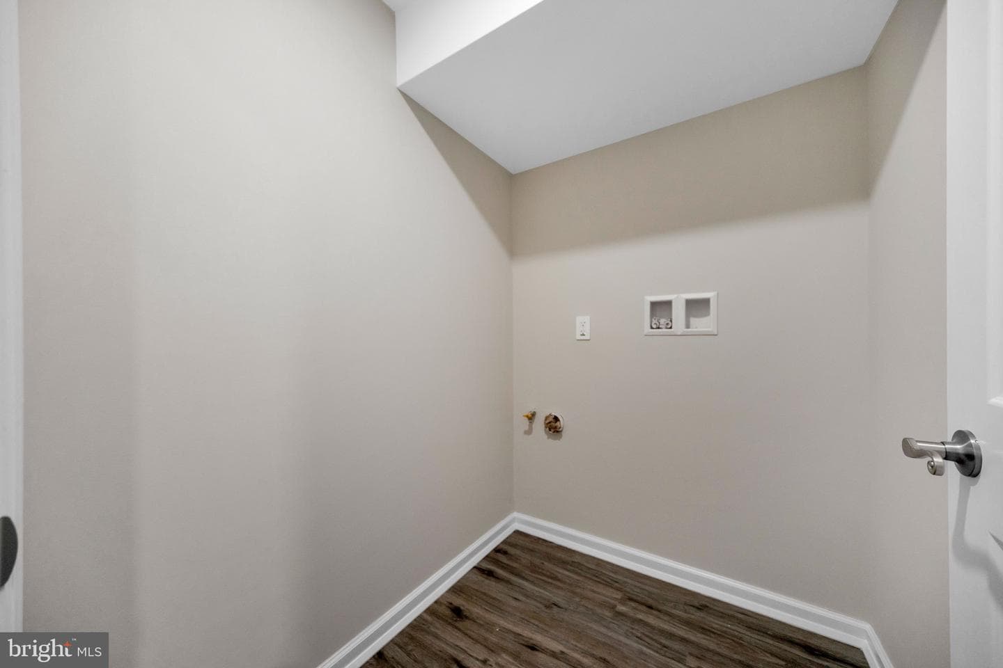 5327 Chancellor Street photo 24