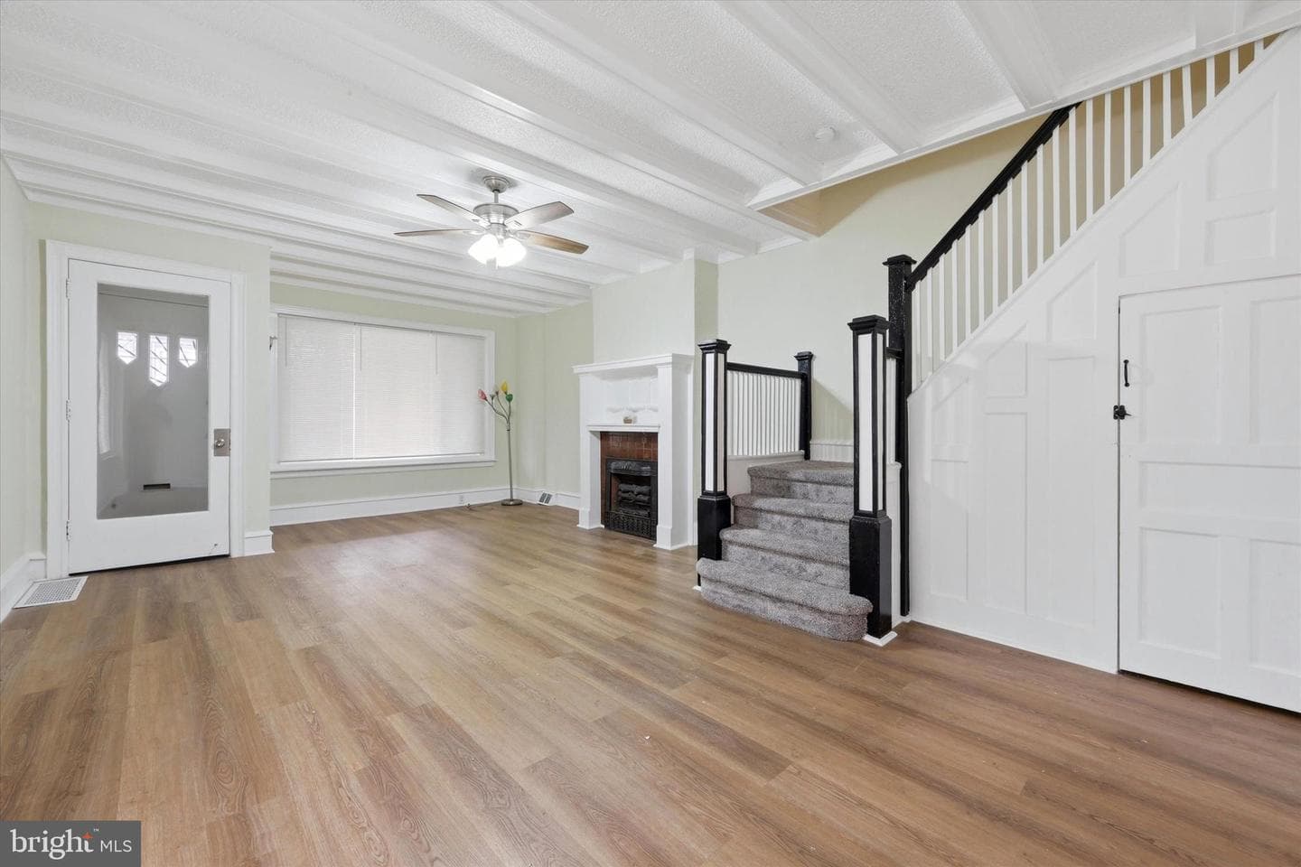 5901 Christian Street photo 4