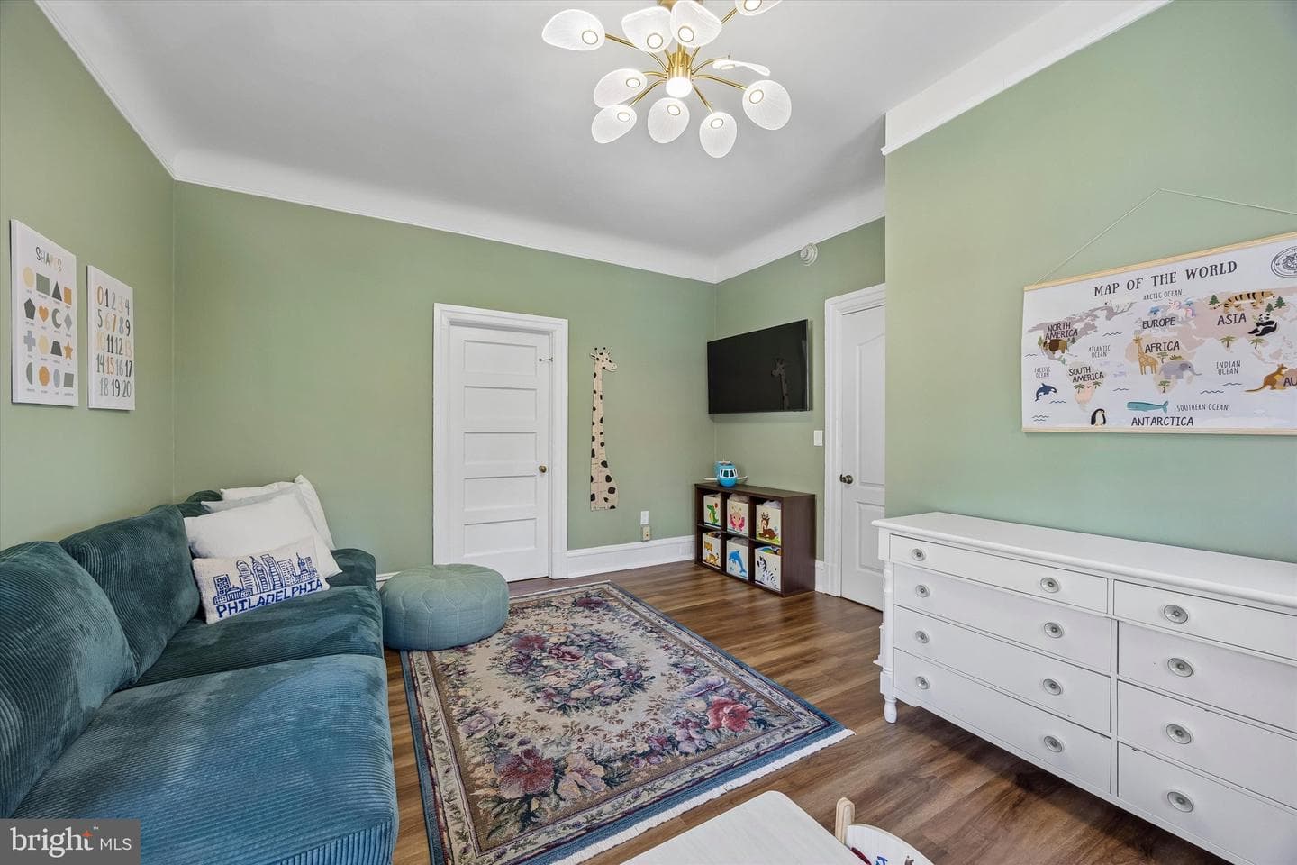 250 S 13th Street #8e photo 12