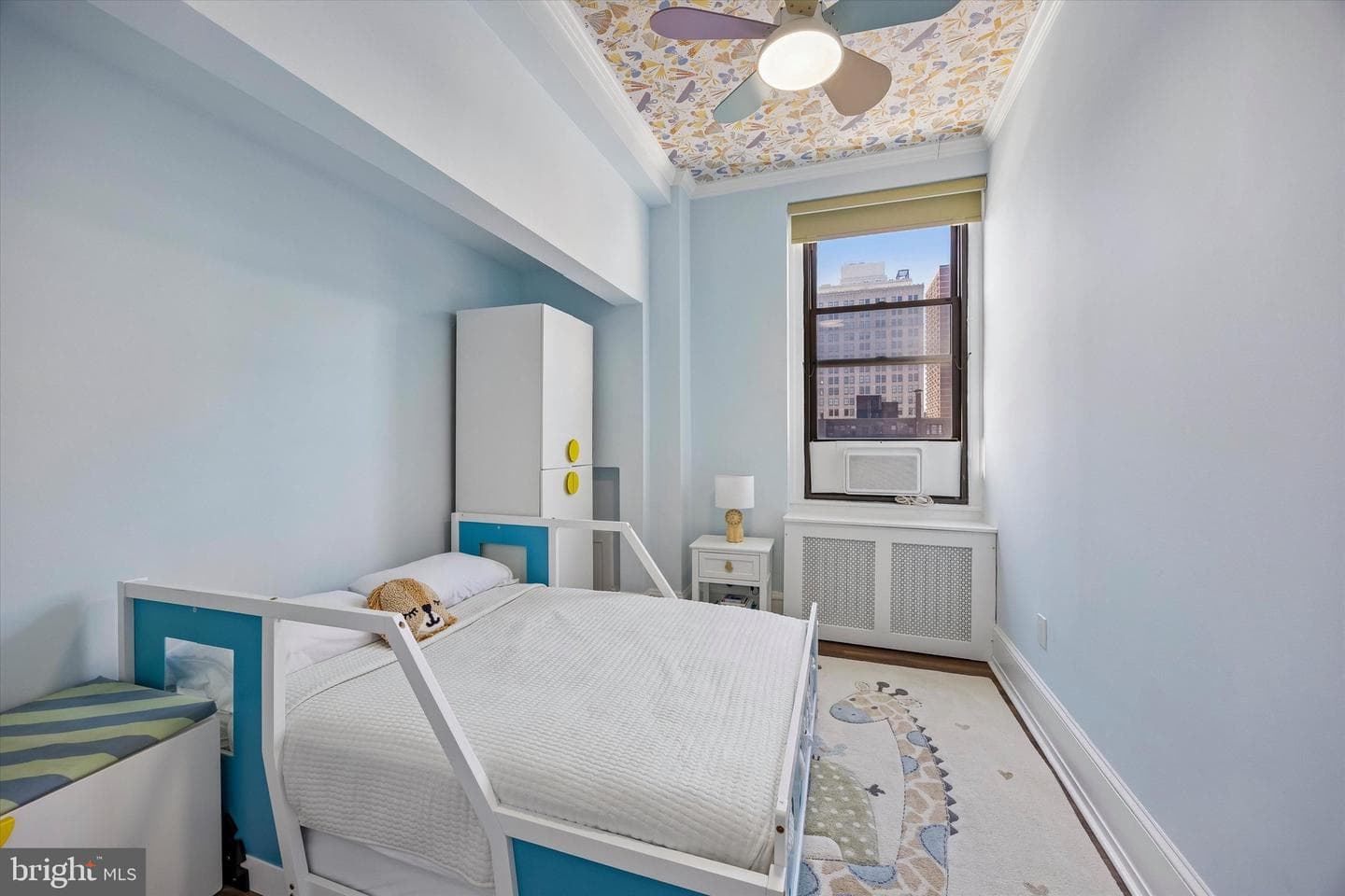 250 S 13th Street #8e photo 15