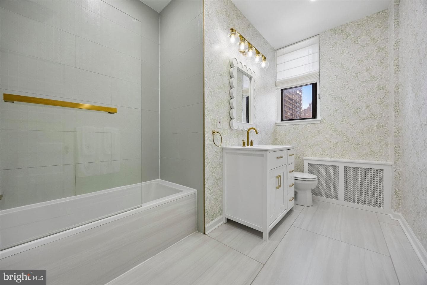 250 S 13th Street #8e photo 16