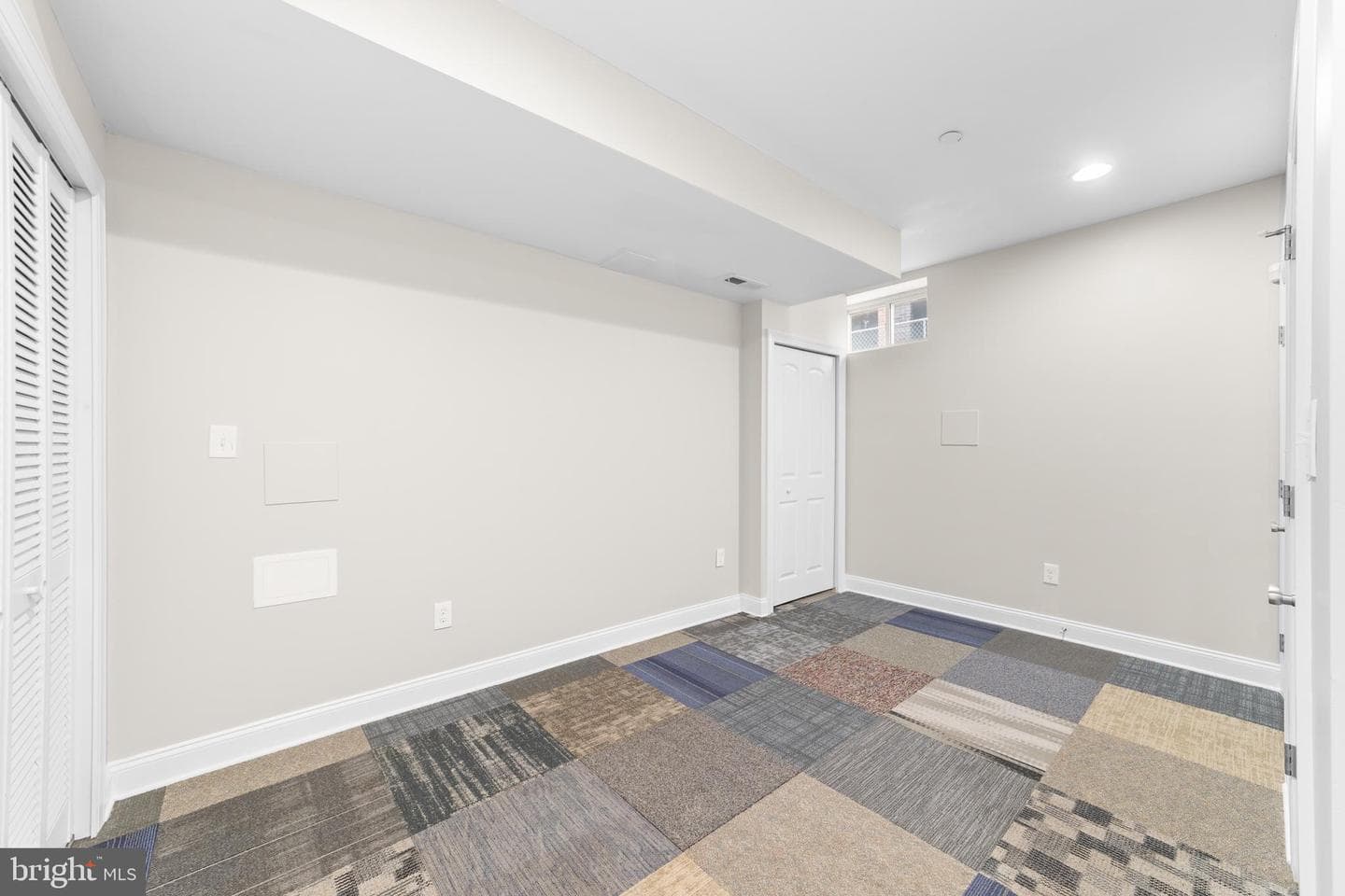 847 Cameron Street photo 29