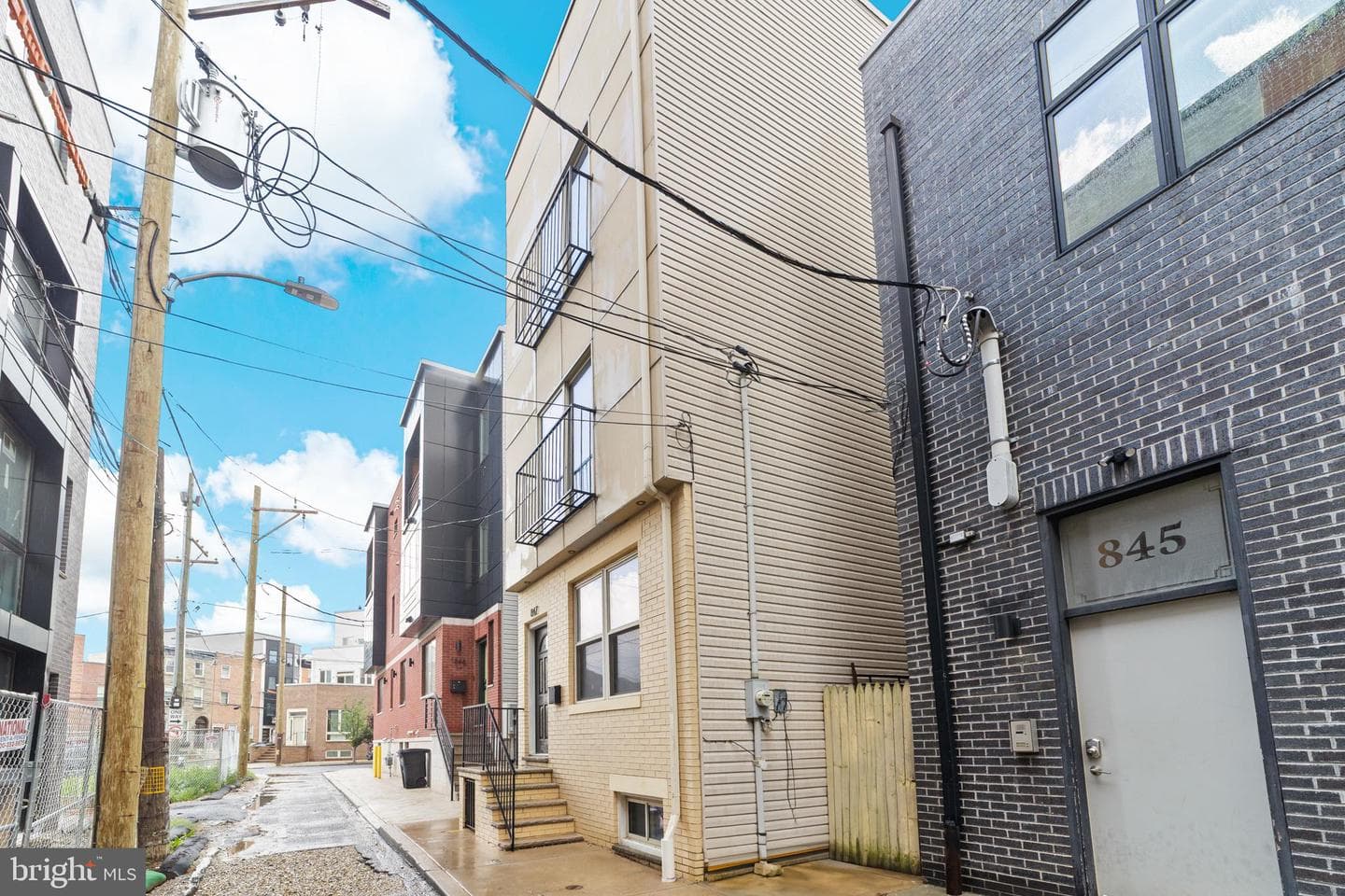 847 Cameron Street photo 5