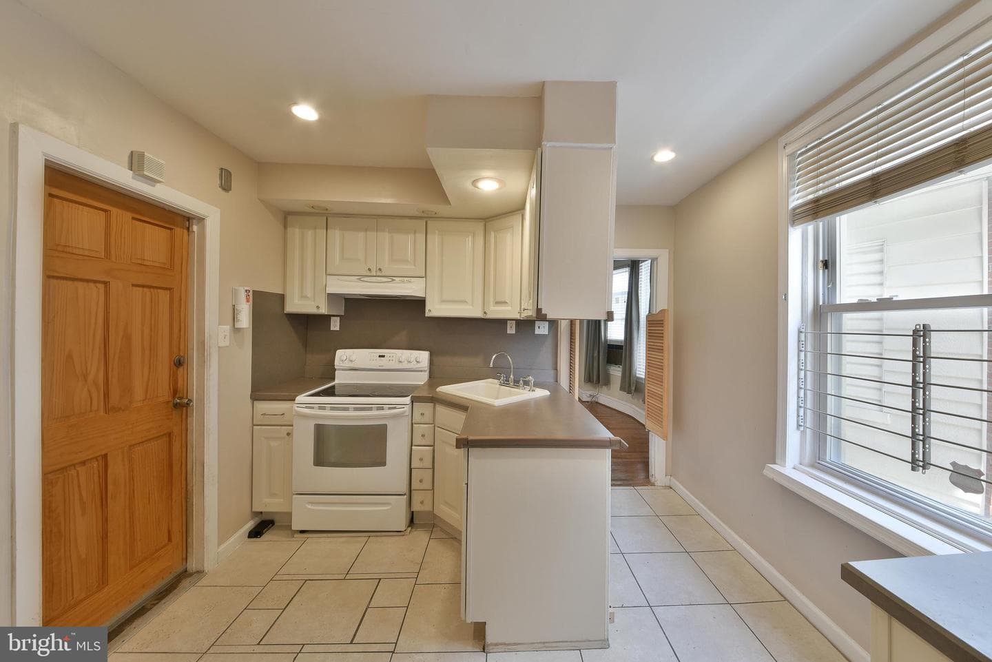 5331 Race Street photo 8