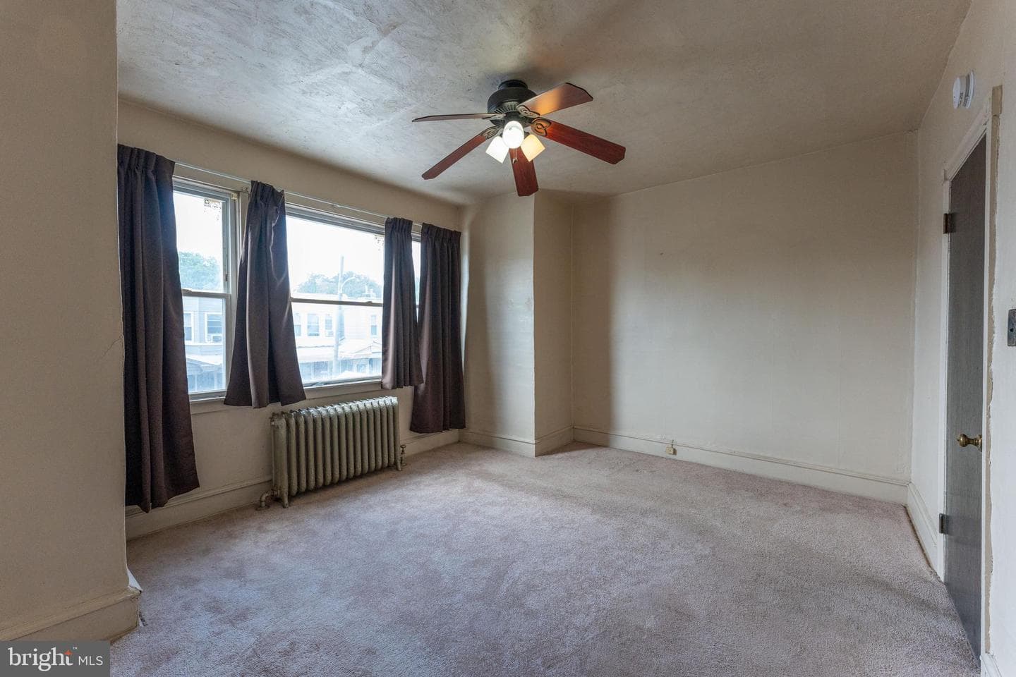 1653 W Mentor Street photo 11