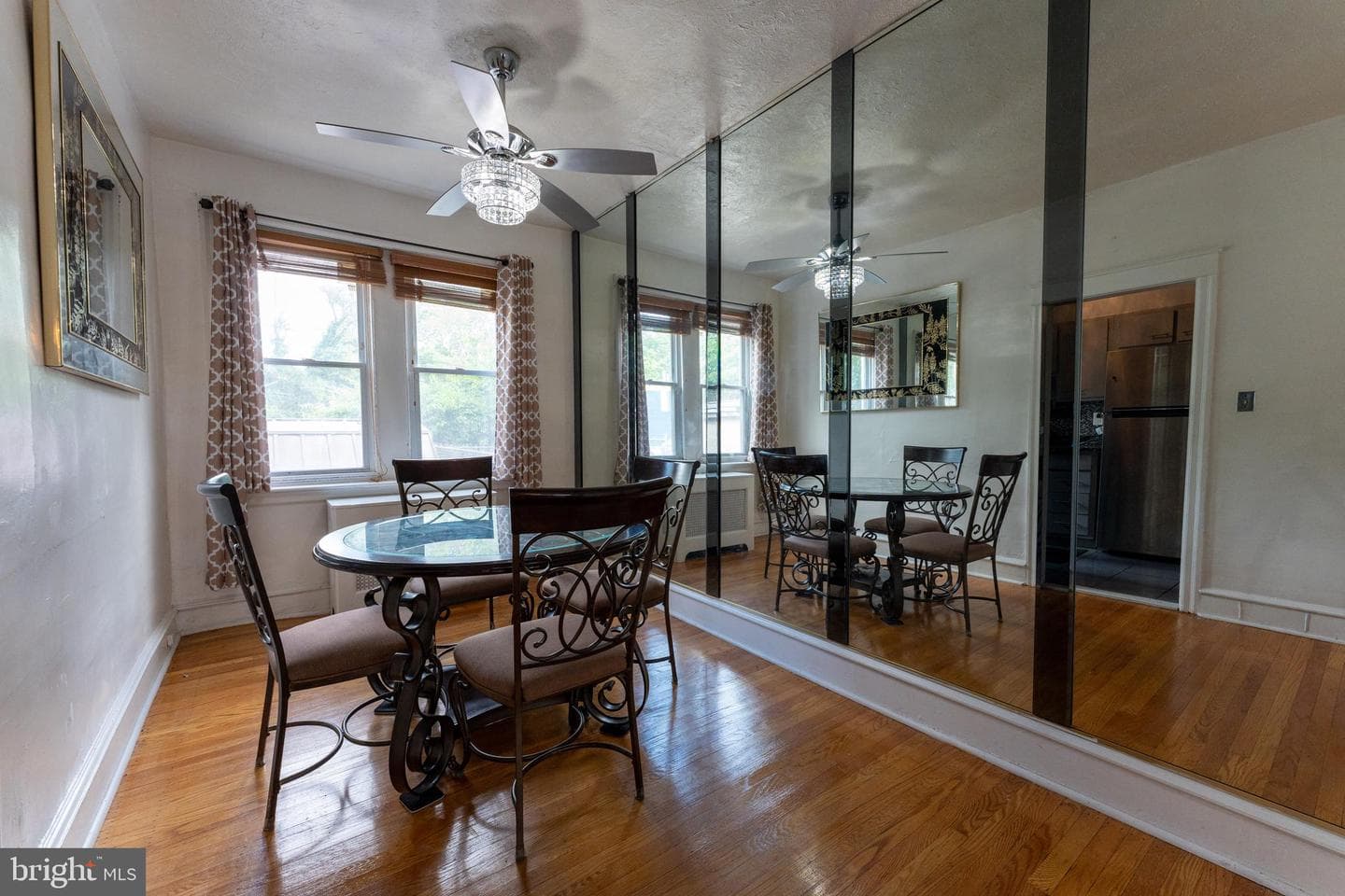 1653 W Mentor Street photo 5