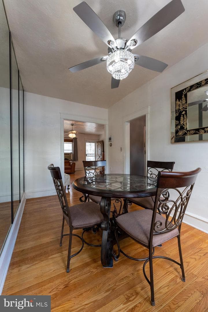 1653 W Mentor Street photo 6