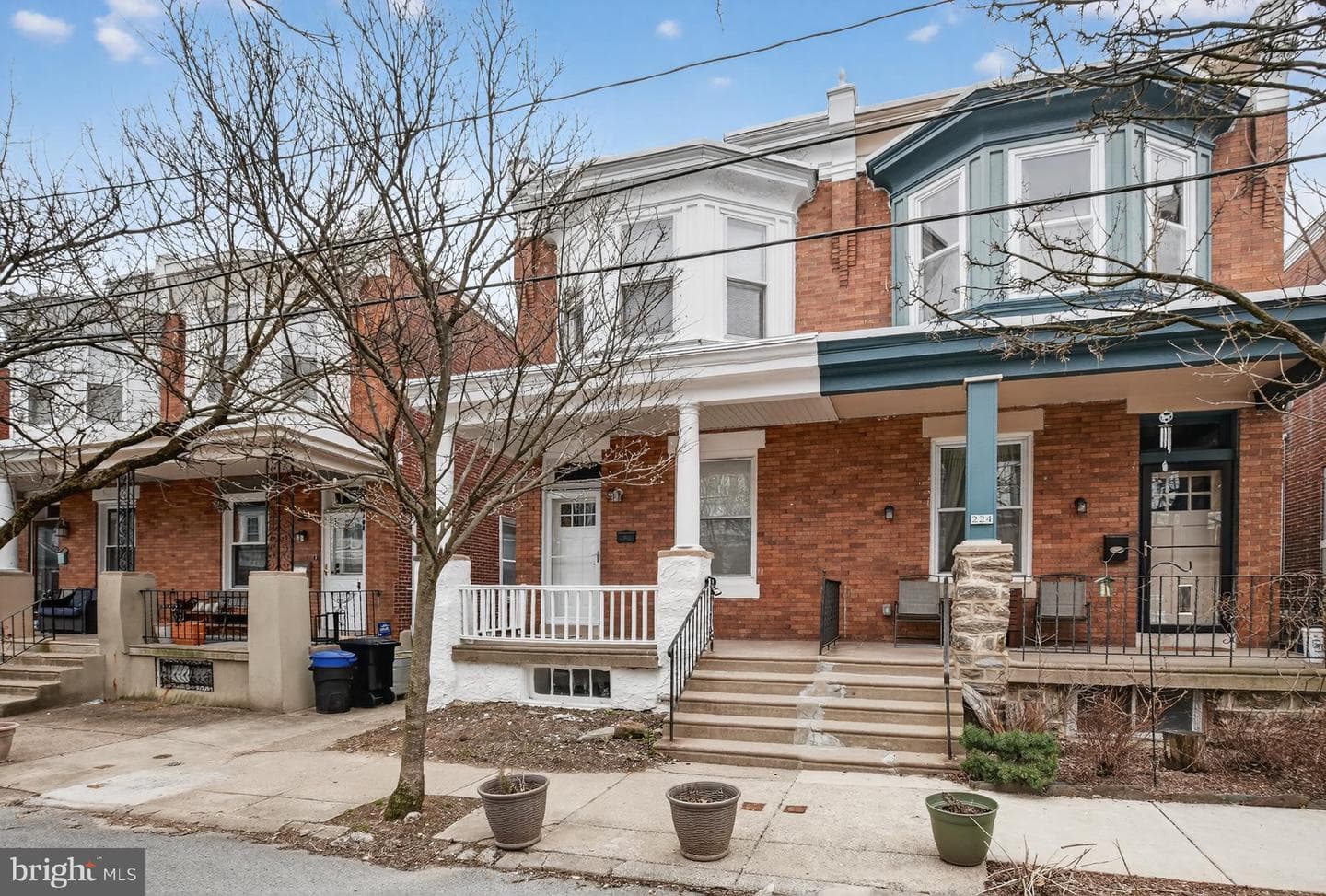 226 E Sydney Street photo 1