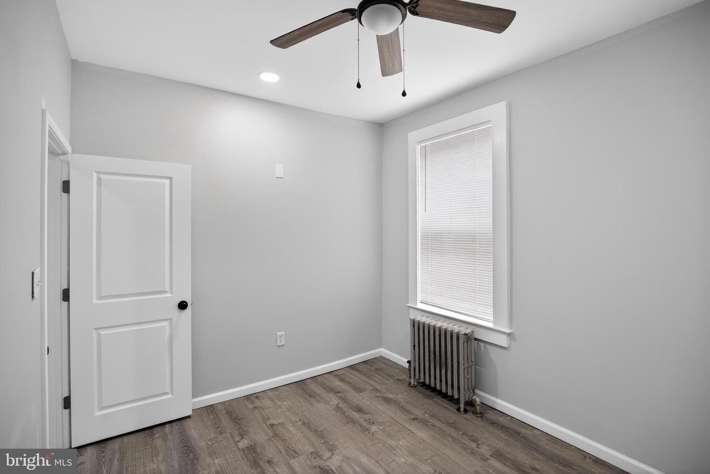 226 E Sydney Street photo 14