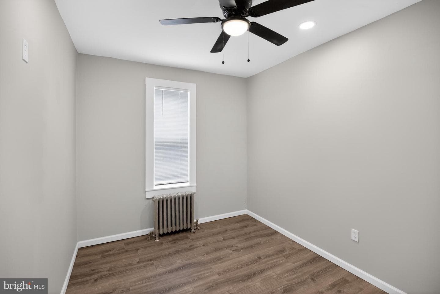 226 E Sydney Street photo 15