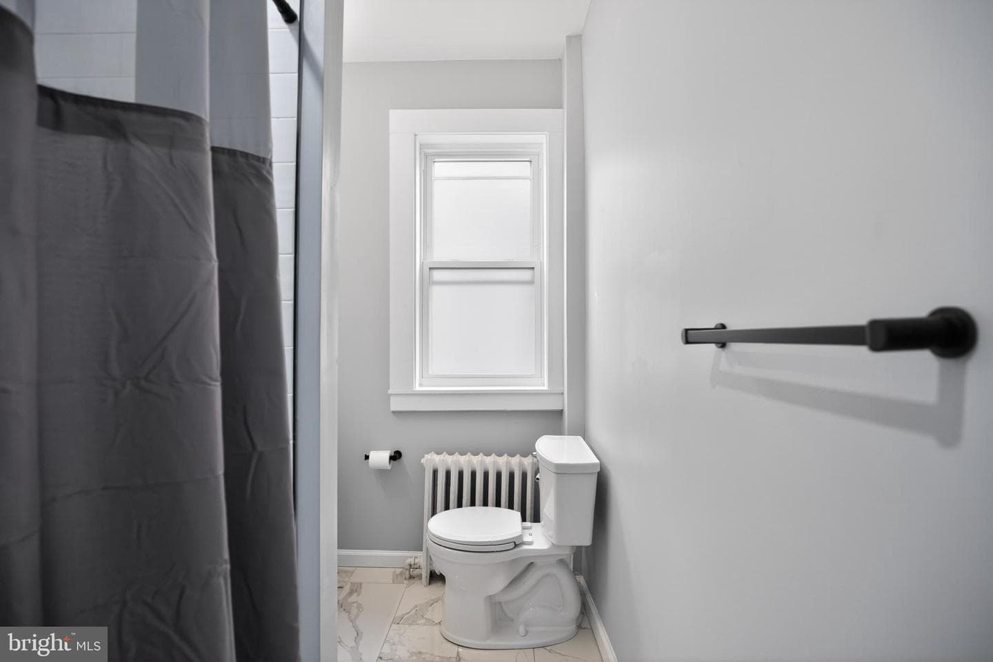 226 E Sydney Street photo 22