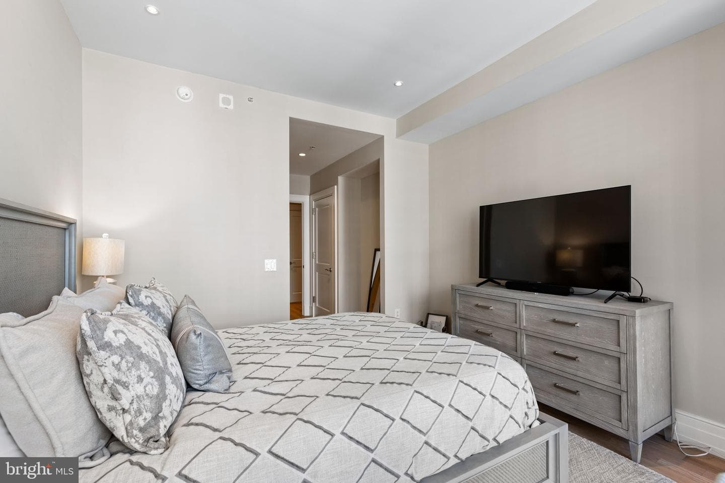 130 S 18th Street #1402 photo 30