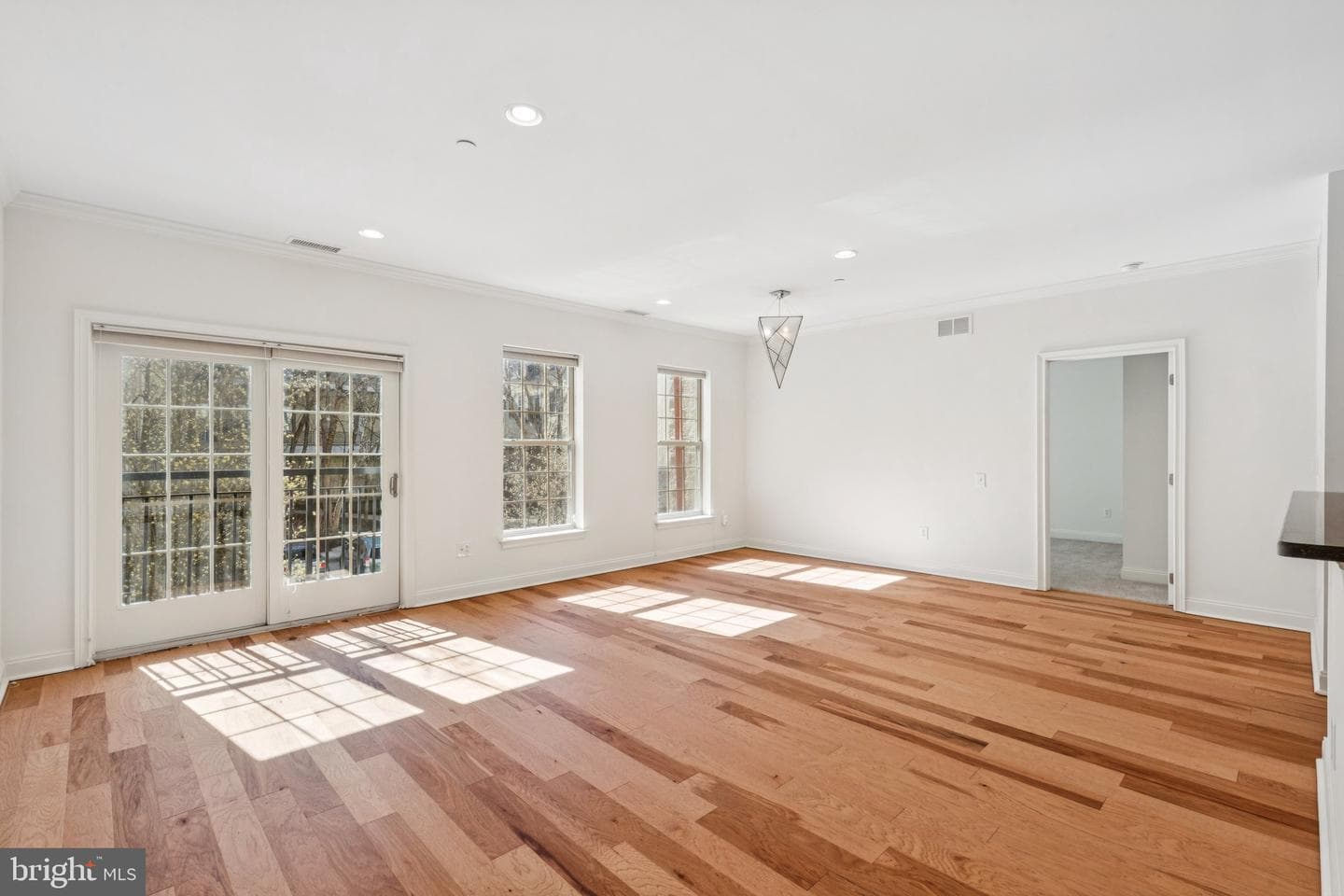 500 Admirals Way #231, Philadelphia