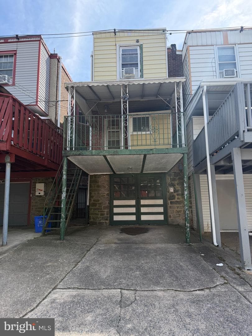 5429 Arlington Street photo 13