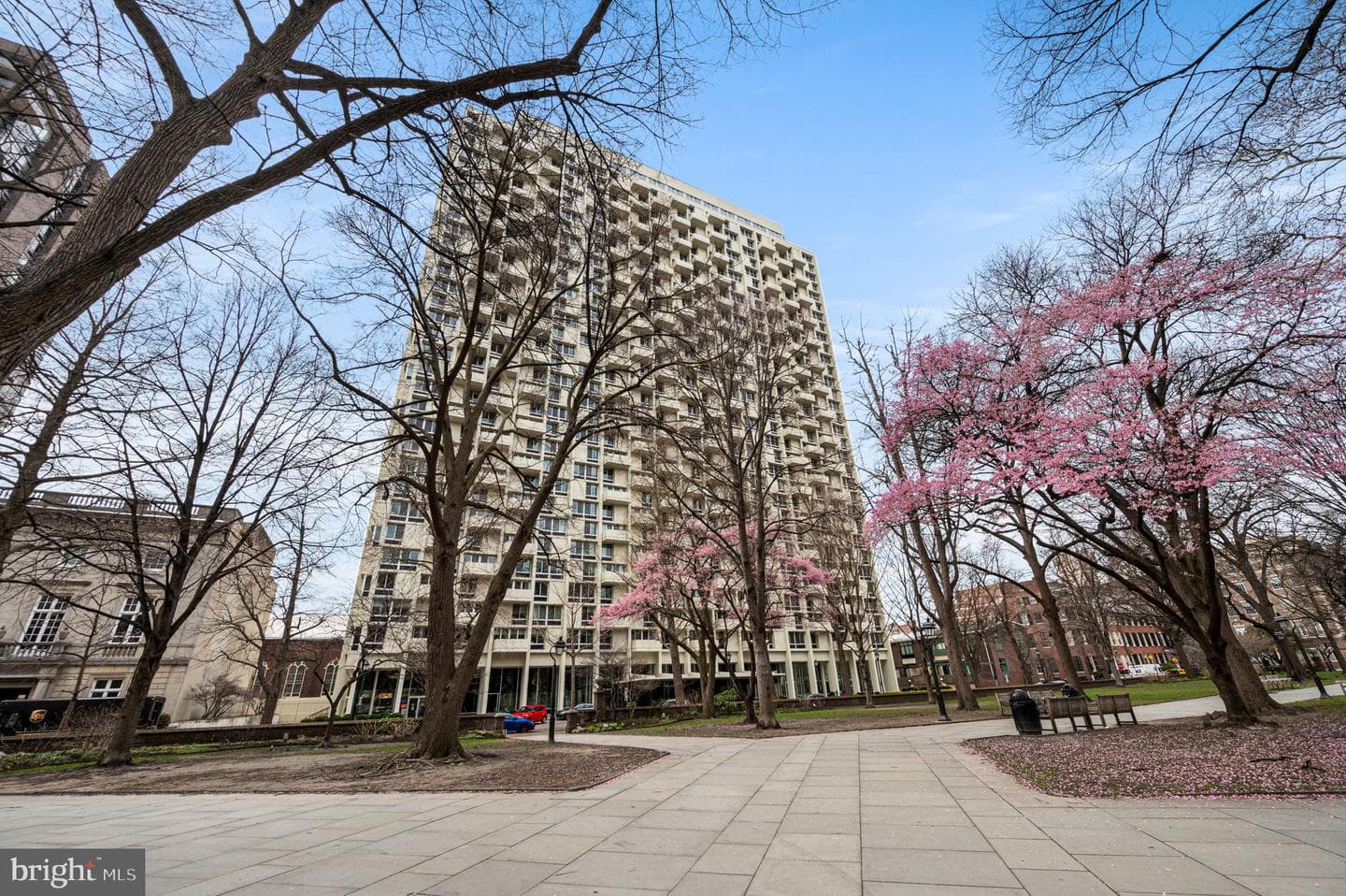 604 S Washington Square #418