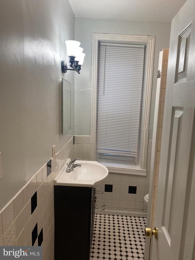 125 S 60th Street photo 16