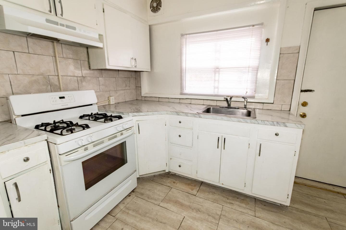 217 S 58th Street photo 7