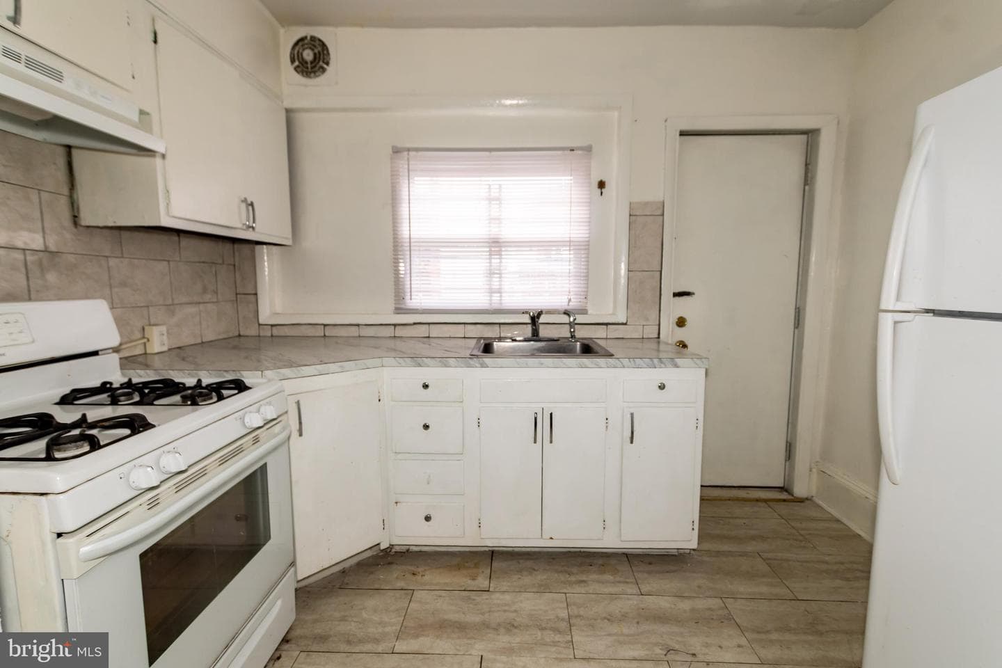 217 S 58th Street photo 8