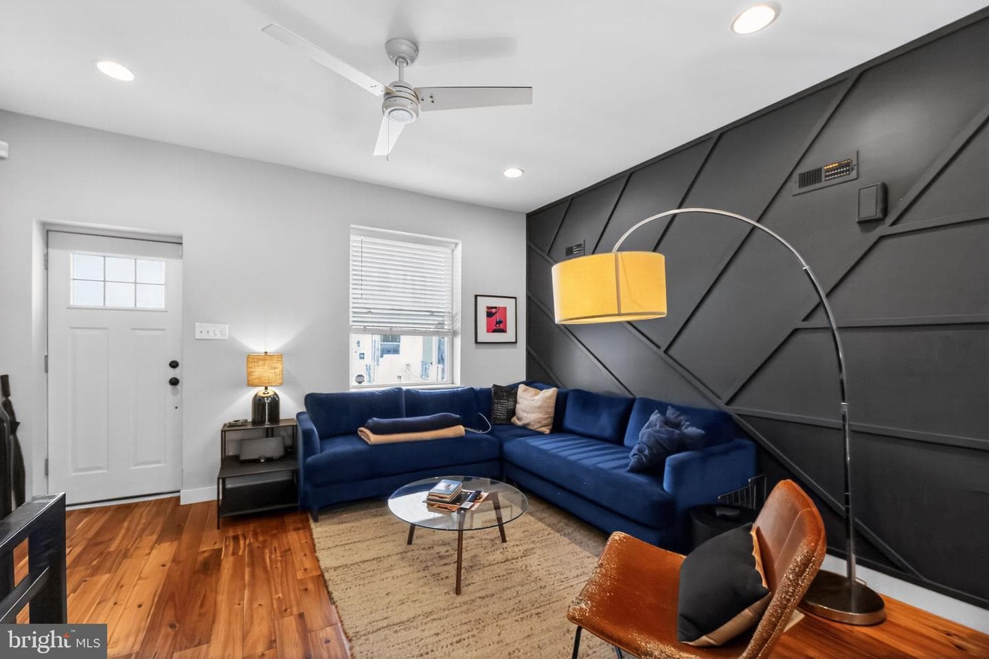 2938 Nicholas Street photo 13