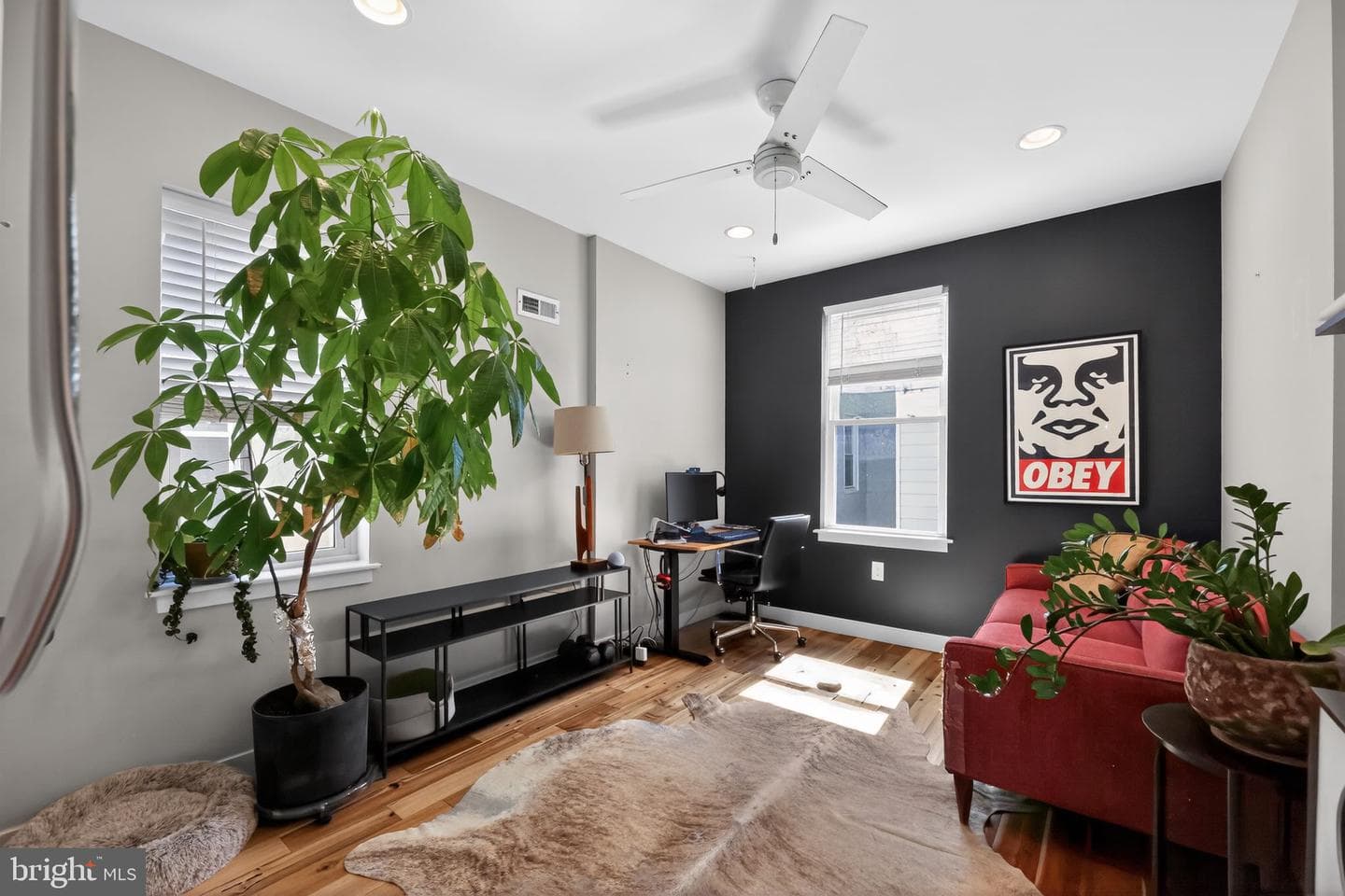 2938 Nicholas Street photo 9