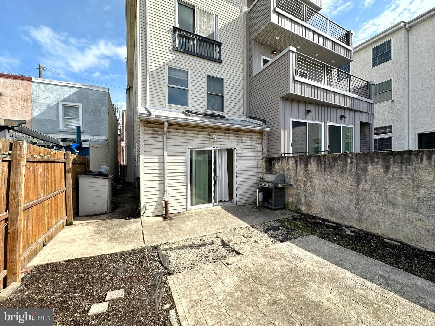 1108 E Oxford Street photo 24