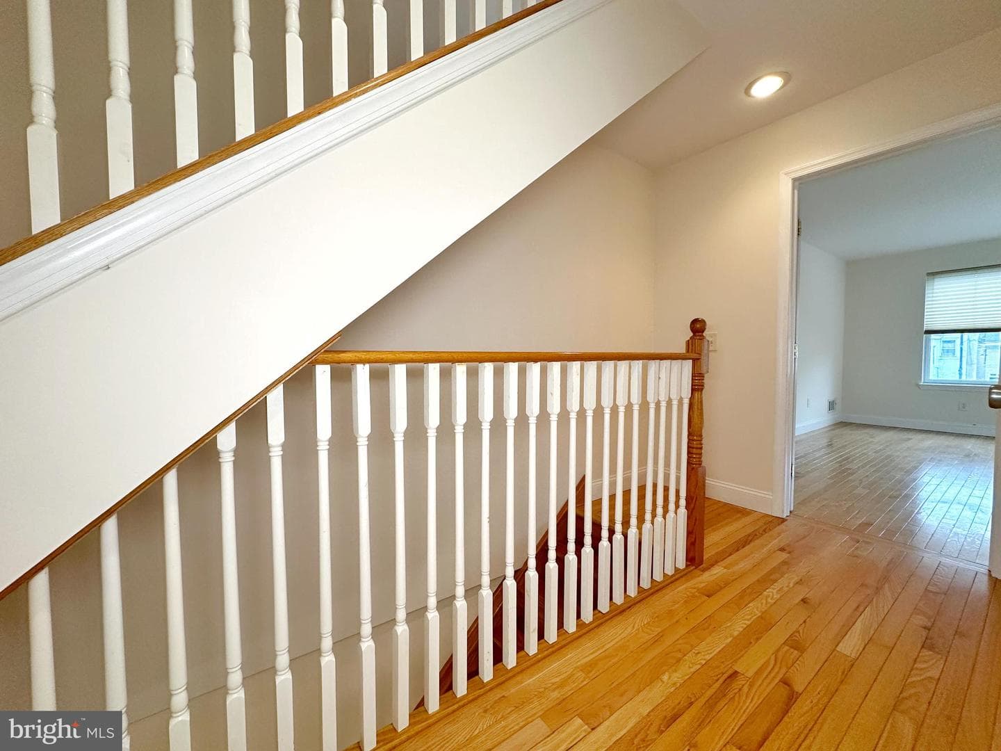 1108 E Oxford Street photo 68