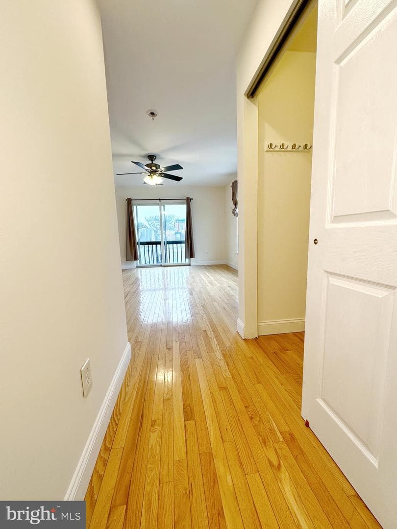 1108 E Oxford Street photo 86